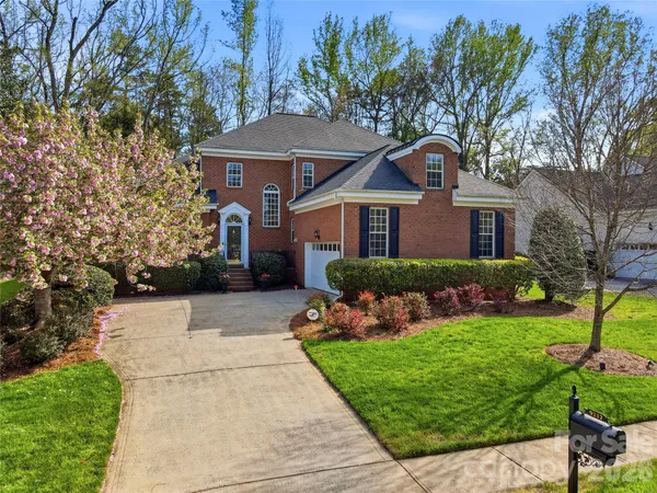 $800,000 | 9212 Fairchild Lane, Charlotte, NC 28277