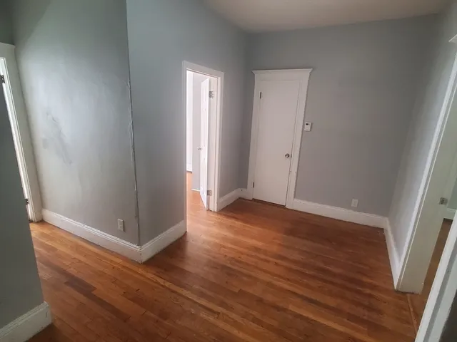 $2,100 | 76 Walnut Park, Unit 4, Boston, MA 02119