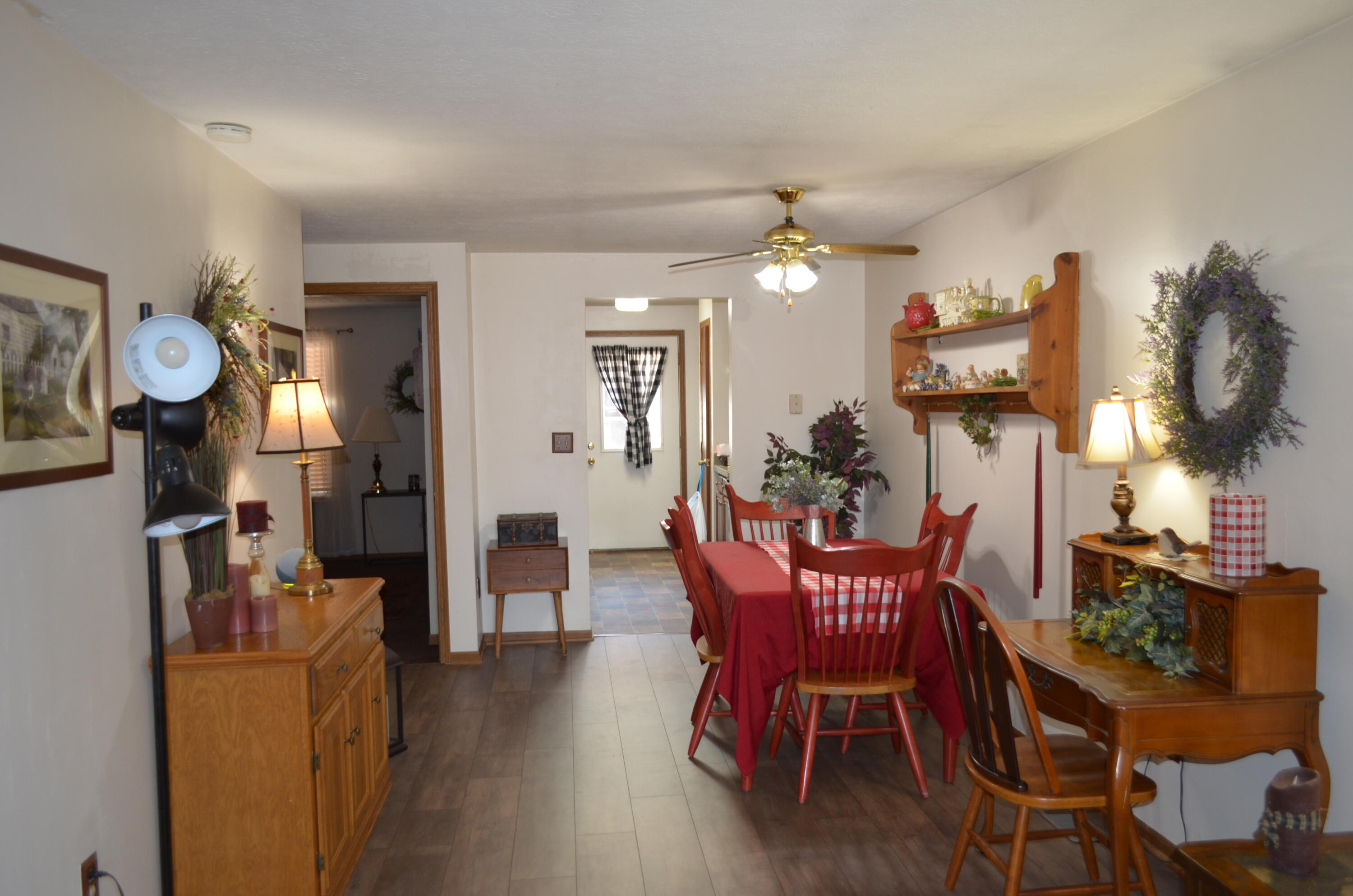 4290 Midfield Street Springfield, OH 45503 - Photo 13 of 48 DSC_0513