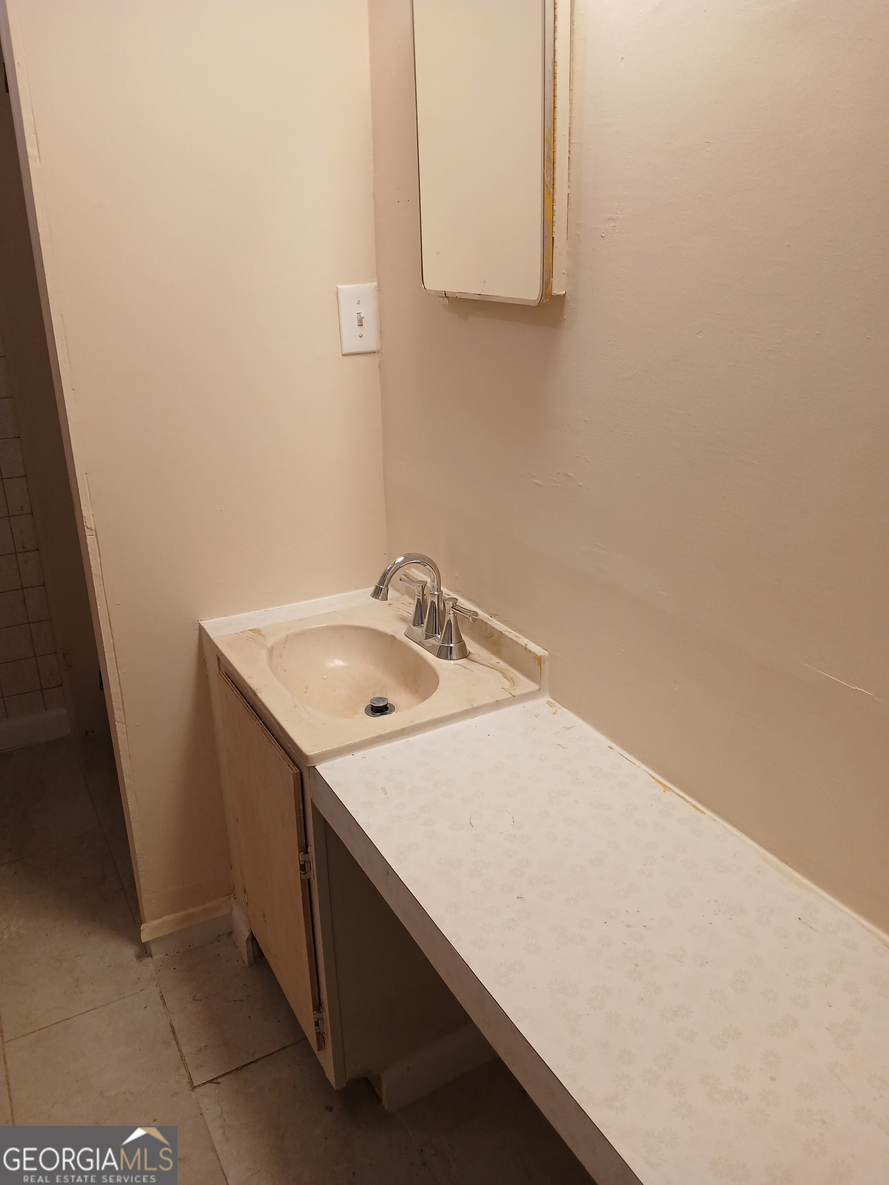 678 Dixie Avenue Macon, GA 31206 - Photo 14 of 17