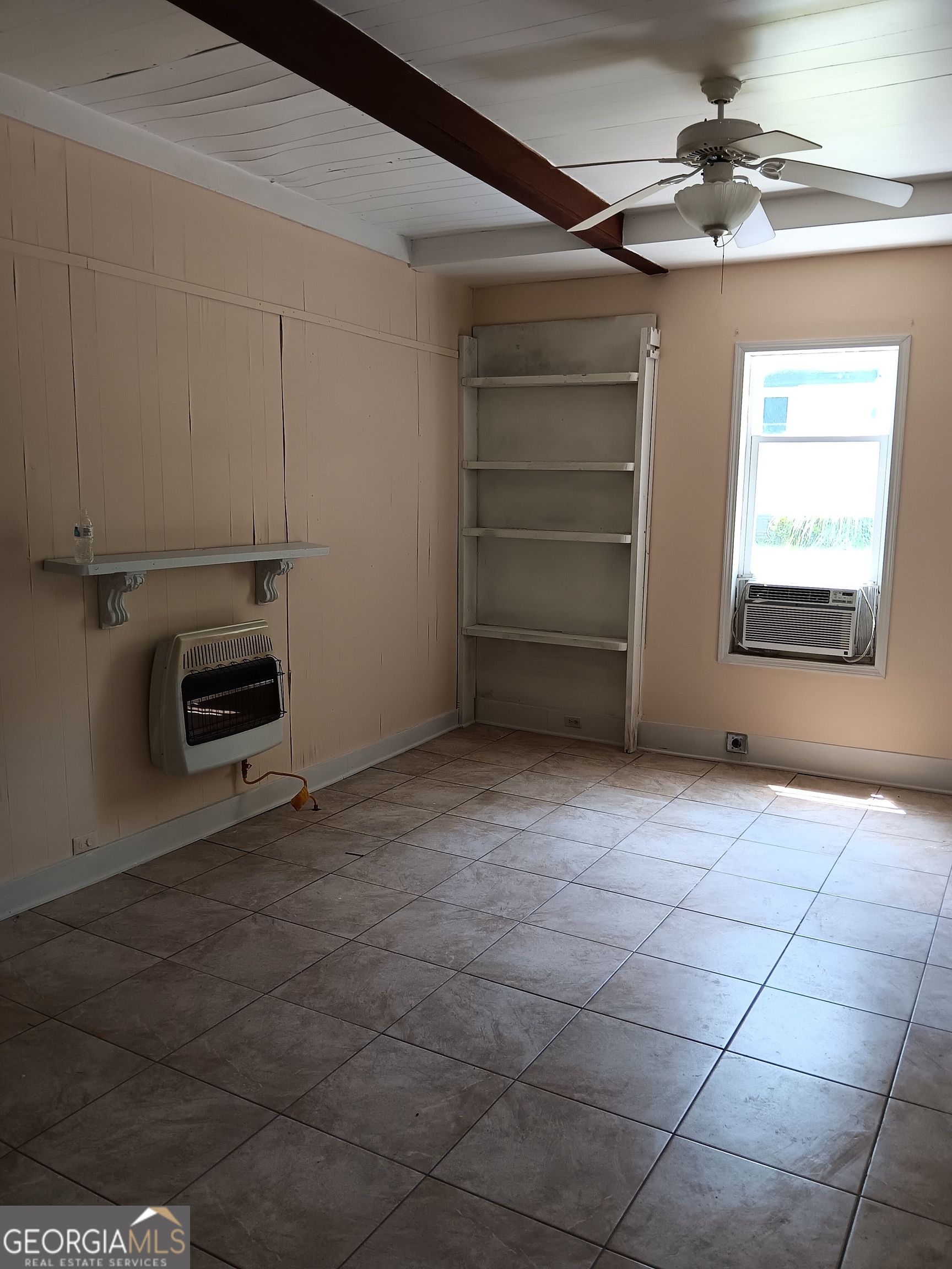 678 Dixie Avenue Macon, GA 31206 - Photo 4 of 17