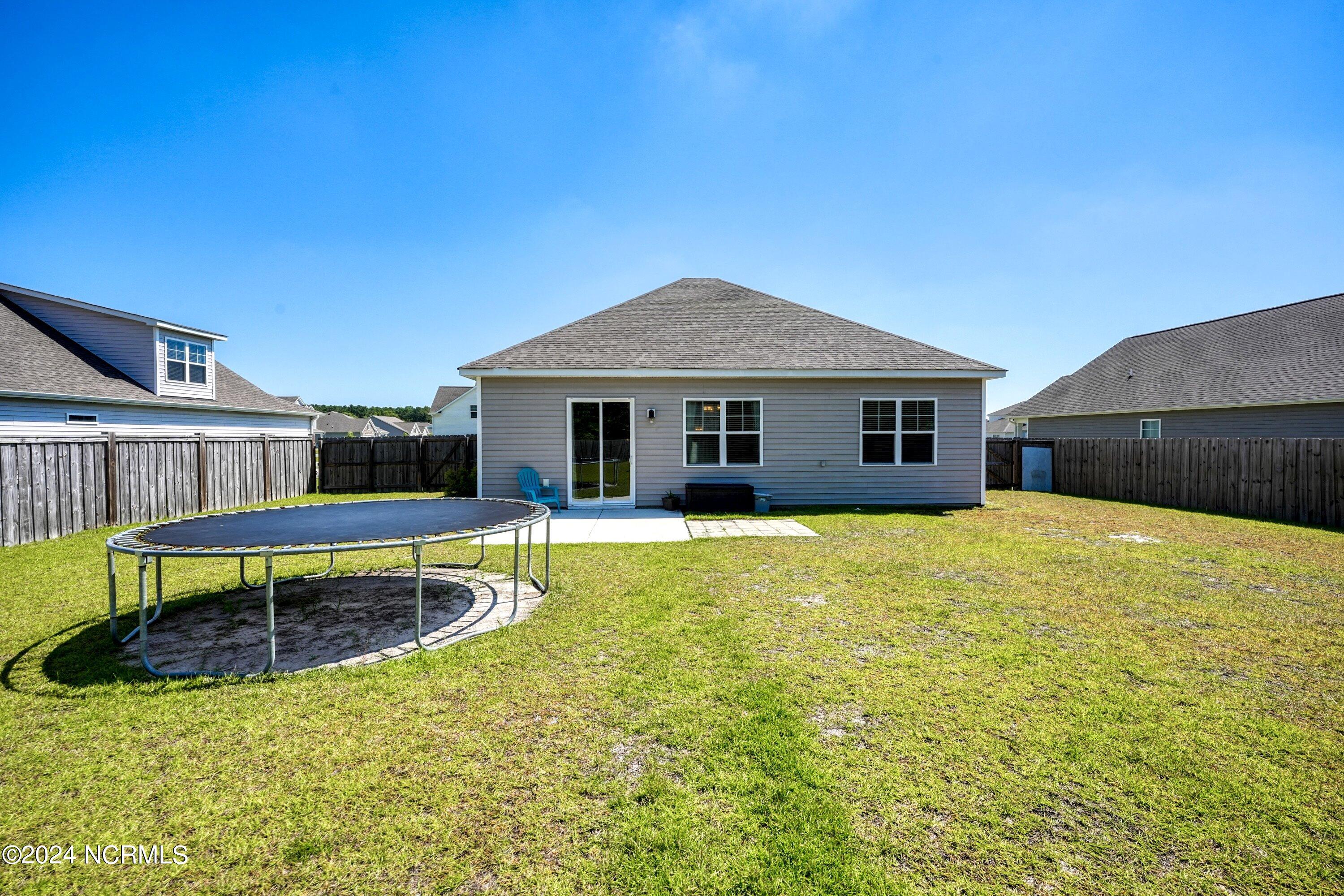 143 Seneca Reef Drive Hampstead, NC 28443 - Photo 23 of 38 24-15_A7406288_12