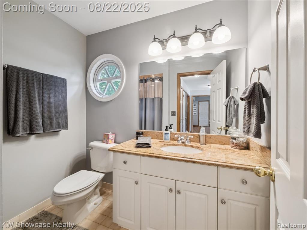 1402 East Fairview Lane Rochester Hills, MI 48306 - Photo 17 of 38