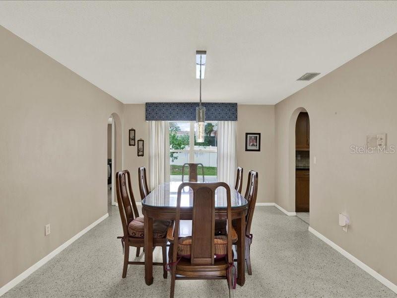 11235 Apache Place Largo, FL 33774 - Photo 8 of 34
