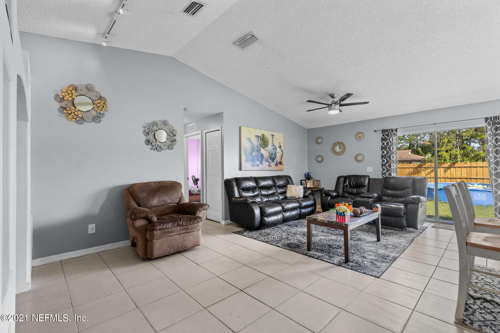 235 Benchor Road Northwest Palm Bay, FL 32907 - Photo 11 of 25 Living2