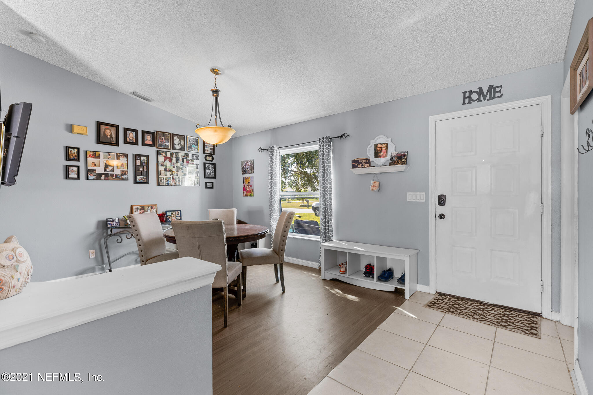 235 Benchor Road Northwest Palm Bay, FL 32907 - Photo 3 of 25 Dining 2