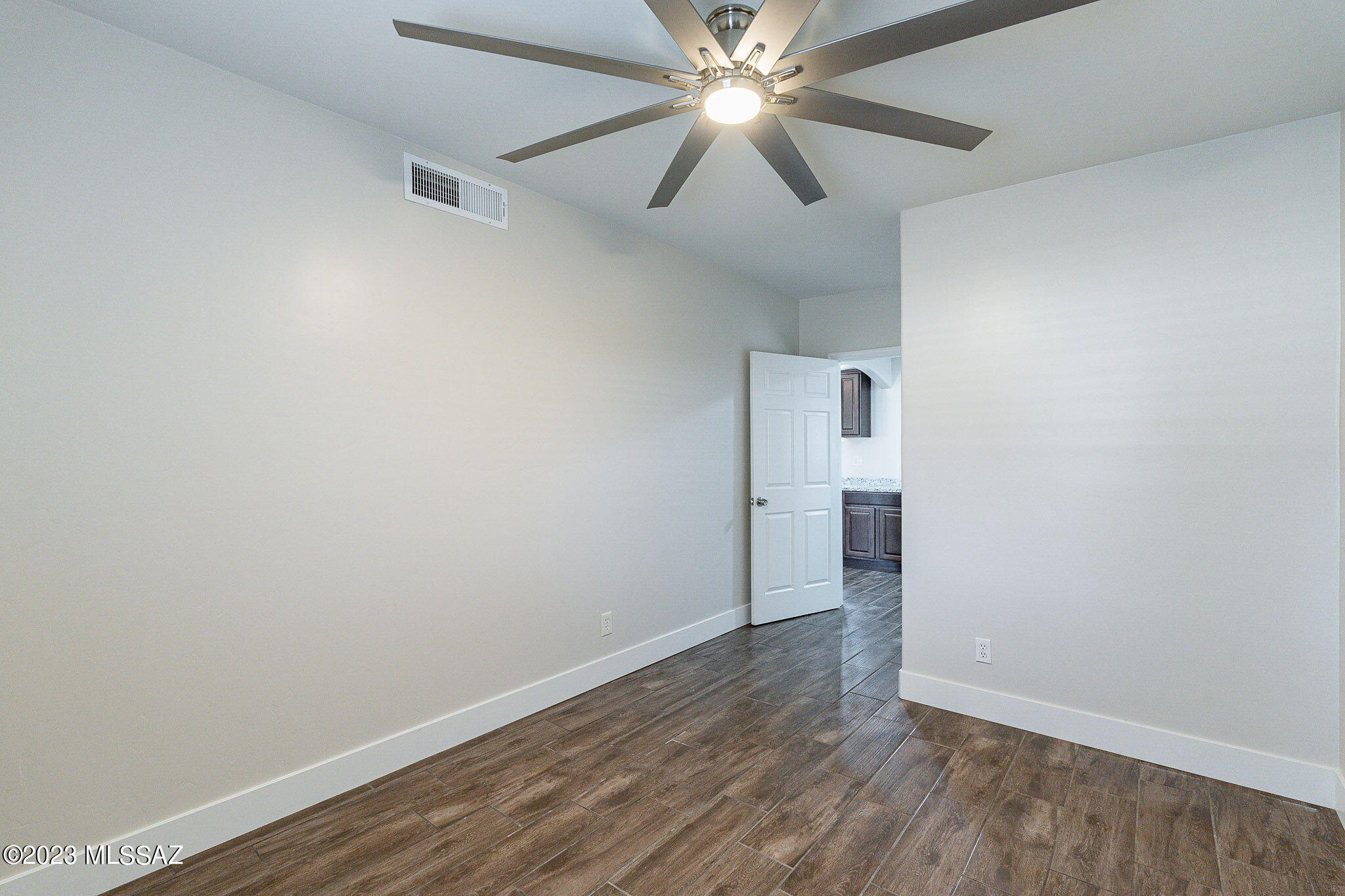 2813 North Swan Road Tucson, AZ 85712 - Photo 18 of 37 Gallery Image 18