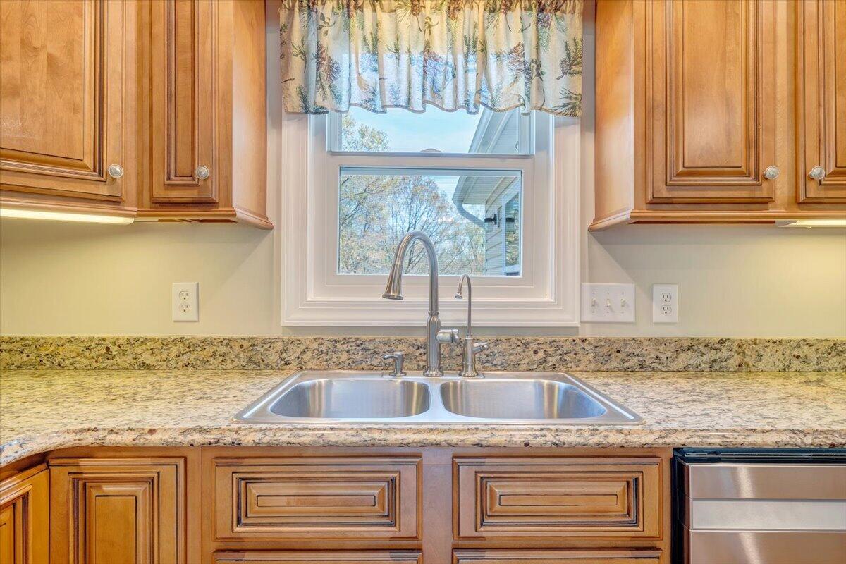 462 Gilford Road Wirtz, VA 24184 - Photo 12 of 52 13-MIB08140