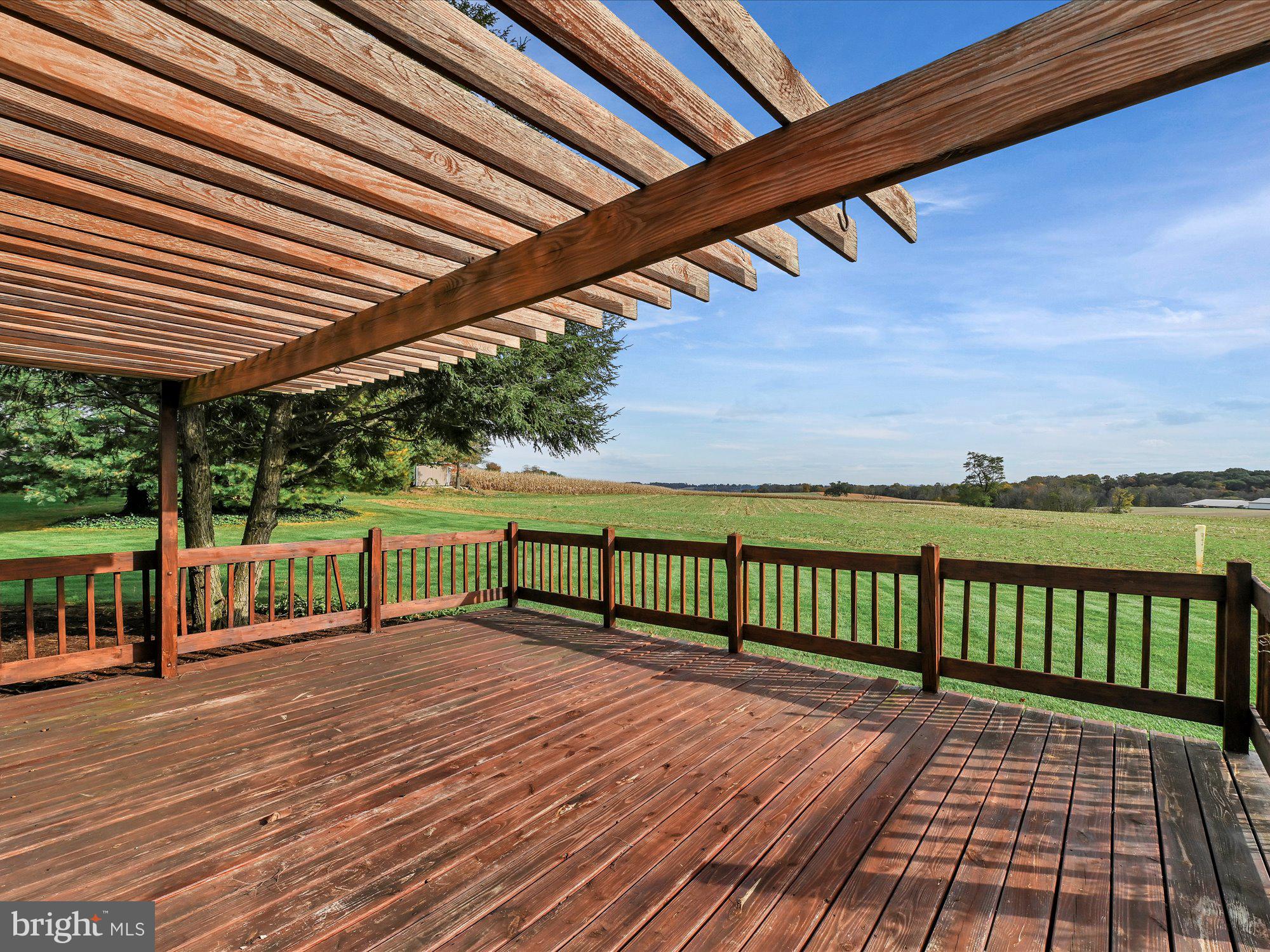 793 Orchard Road Manheim, PA 17545 - Photo 22 of 27 deck