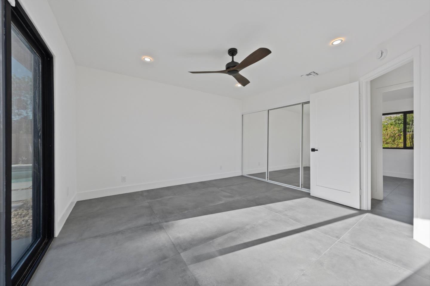 2600 North Chuperosa Road Palm Springs, CA 92262 - Photo 27 of 33 a view of empty room