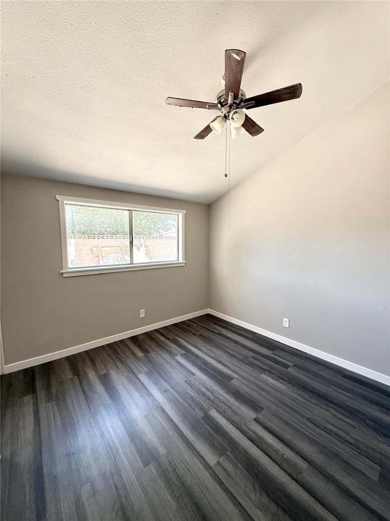 44251 Raysack Avenue Lancaster, CA 93535 - Photo 16 of 24 Bedroom 1