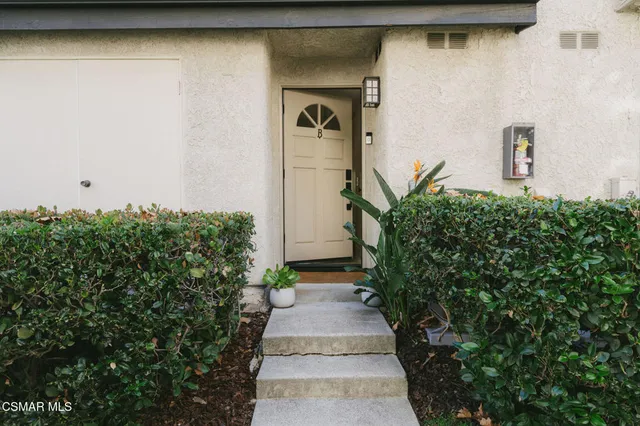 $572,000 | 5716 Skyview Way, Unit B, Agoura Hills, CA 91301