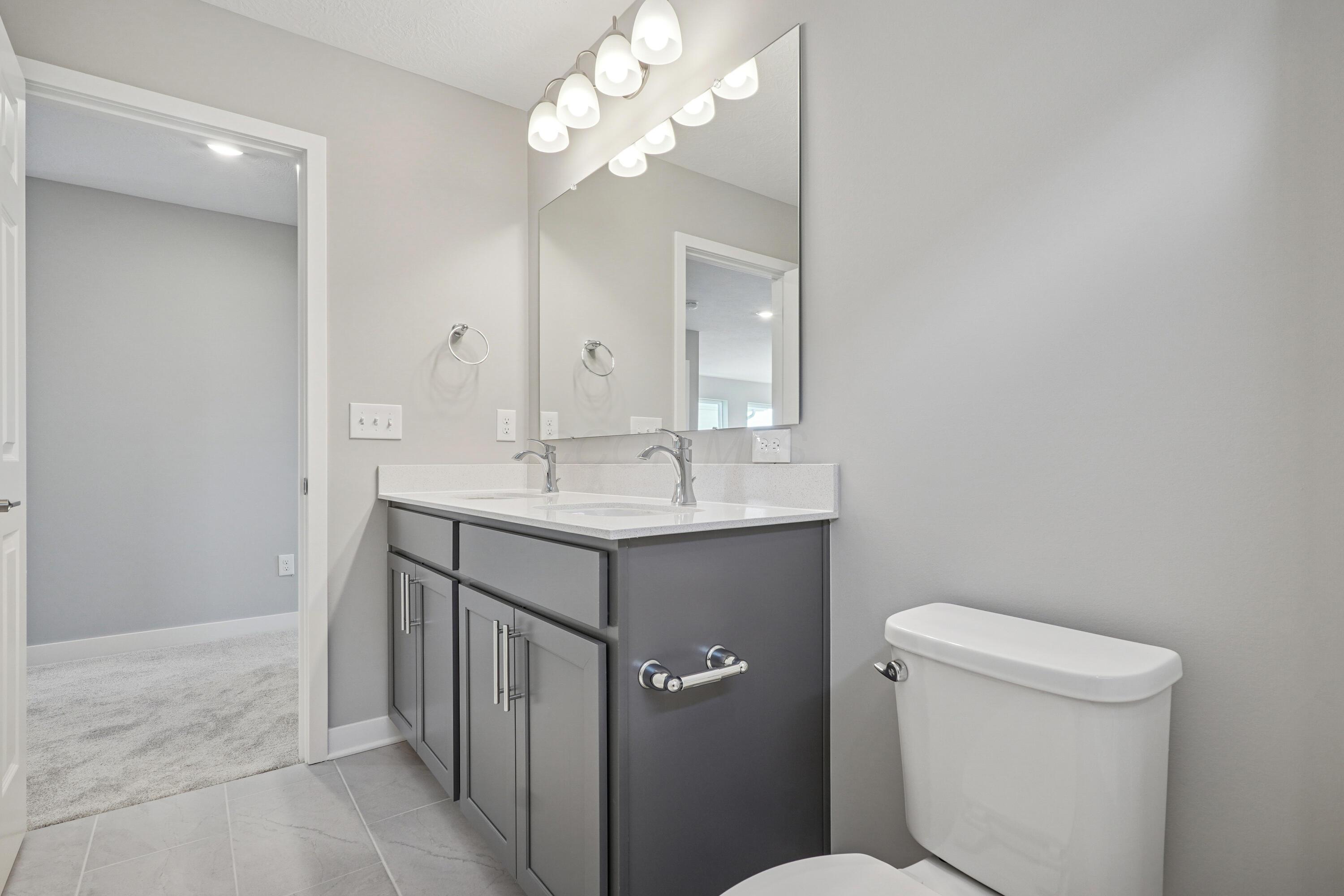 7094 Unitas Loop Powell, OH 43065 - Photo 31 of 42 Bathroom