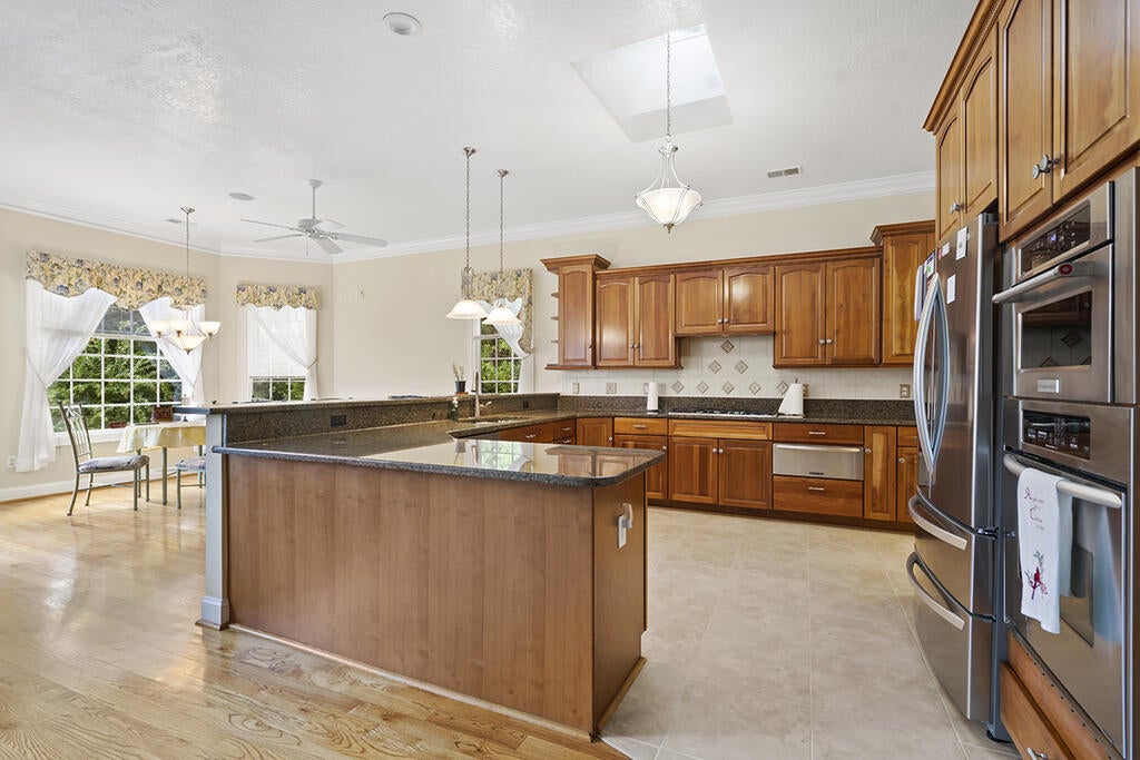 346 Compass Point Ninety Six, SC 29666 - Photo 4 of 39 Gallery Image 4
