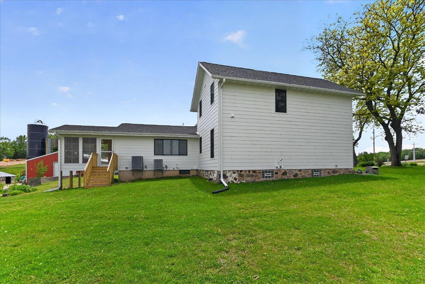 5260 Tower Line Road Marshall, WI 53559 - Photo 18 of 67