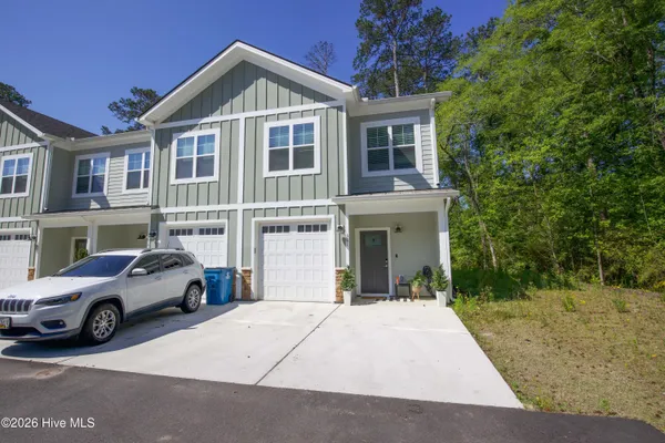 $2,100 | 381 James Street, Vass, NC 28394