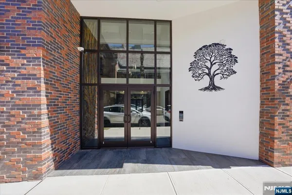 $505,000 | 21 Lincoln Avenue, Unit 101, Newark, NJ 07104