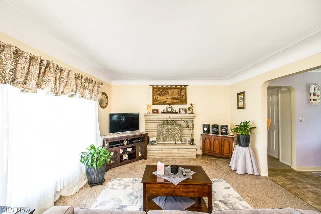 6851 State Road Parma, OH 44134 - Photo 4 of 27