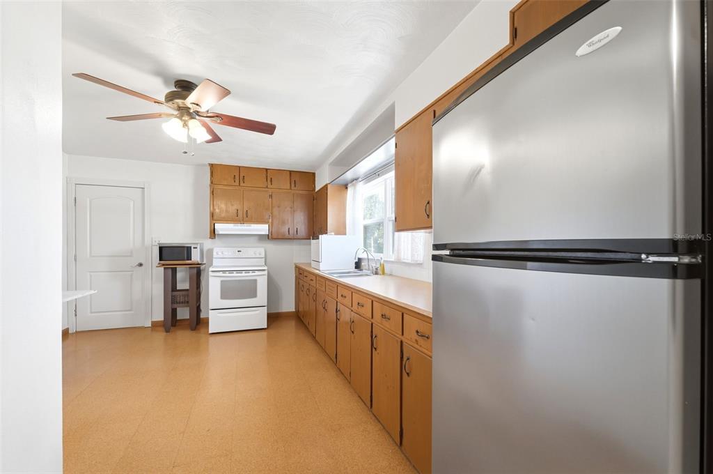 18749 Highway 41 Spring Hill, FL 34610 - Photo 12 of 40