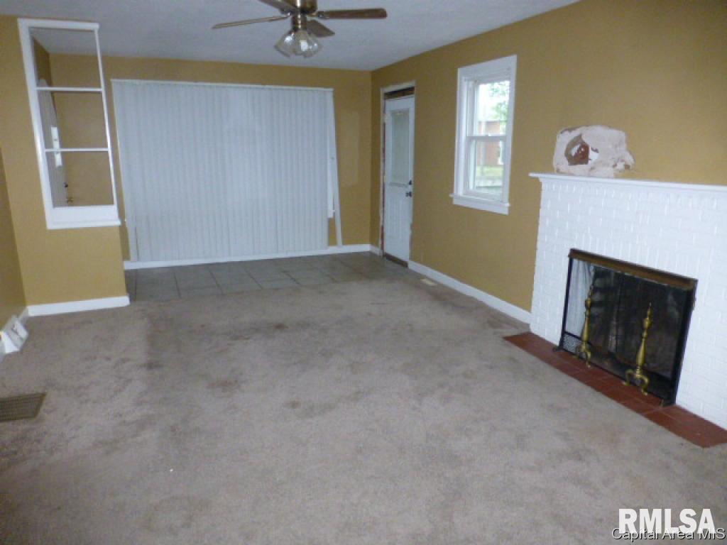 2468 South 5th Street Springfield, IL 62703 - Photo 3 of 14
