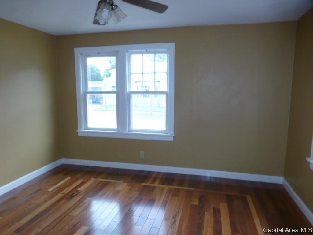 2468 South 5th Street Springfield, IL 62703 - Photo 5 of 14