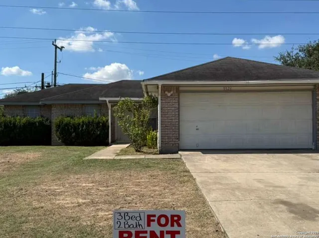 $2,000 | 5526 Green Grove Drive, San Antonio, TX 78223