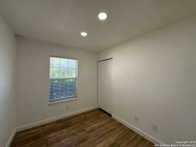 $2,000 | 5526 Green Grove Drive, San Antonio, TX 78223