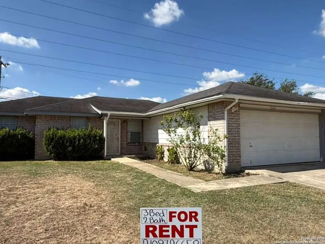$2,000 | 5526 Green Grove Drive, San Antonio, TX 78223