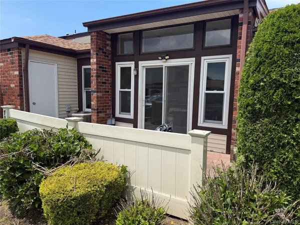 $649,000 | 1205 Gotham Drive, St. James, NY 11780