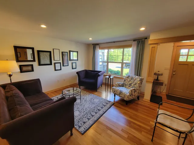 $284,000 | 1911 Whippoorwill Way, Unit 7, Sartell, MN 56377