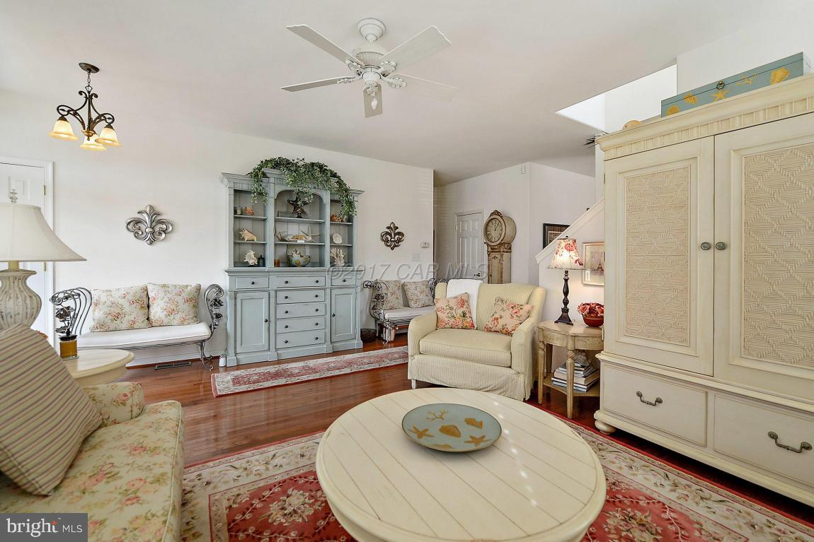 10354 Keyser Point Road Ocean City, MD 21842 - Photo 9 of 33 Gallery Image 9