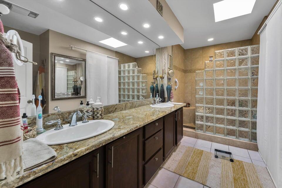 20 Mission Court Rancho Mirage, CA 92270 - Photo 15 of 24 20220517060624521937000000-o