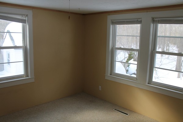 5 Arbor Road Holbrook, MA 02343 - Photo 8 of 10 Gallery Image 8