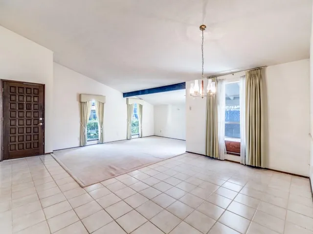 $398,000 | 11032 Wallbrook Drive, Dallas, TX 75238