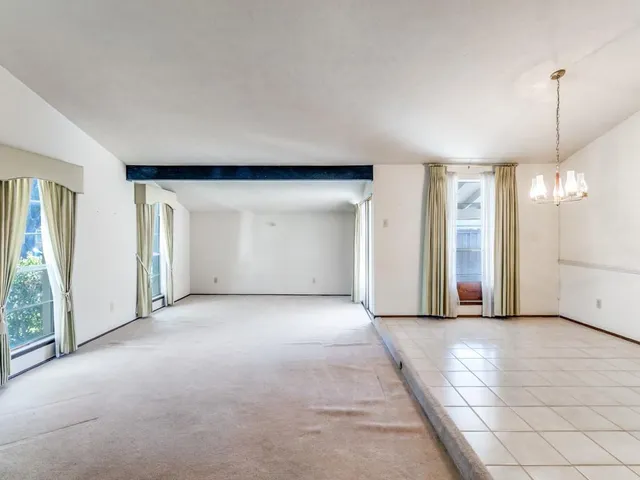 $398,000 | 11032 Wallbrook Drive, Dallas, TX 75238