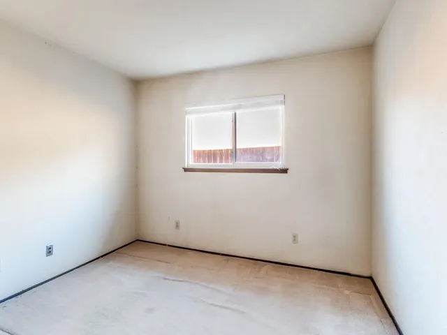 $398,000 | 11032 Wallbrook Drive, Dallas, TX 75238