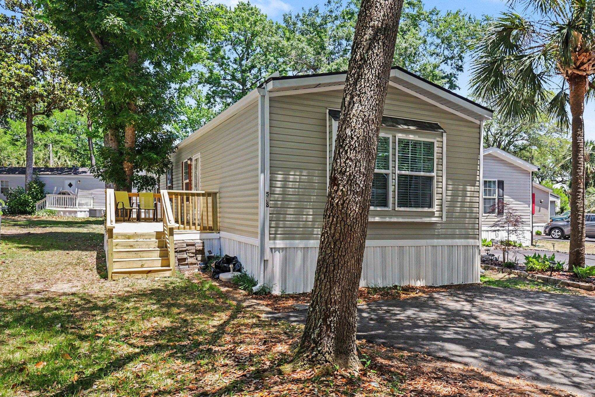 530 Key Largo Avenue Murrells Inlet, SC 29576 - Photo 3 of 34