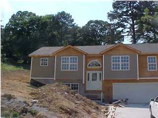 801 Donaldson Road East Ridge, TN 37412 - Photo 1 of 7 Primary Photo