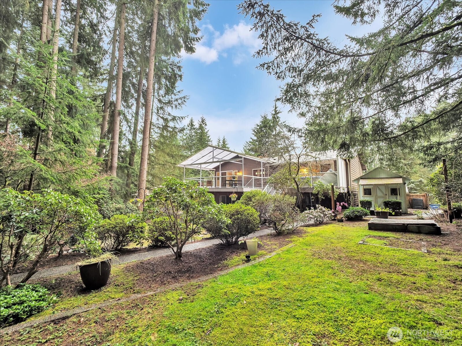 20921 28th Avenue Southeast Bothell, WA 98021 - Photo 29 of 37 a view of a patio with couches and a fire pit