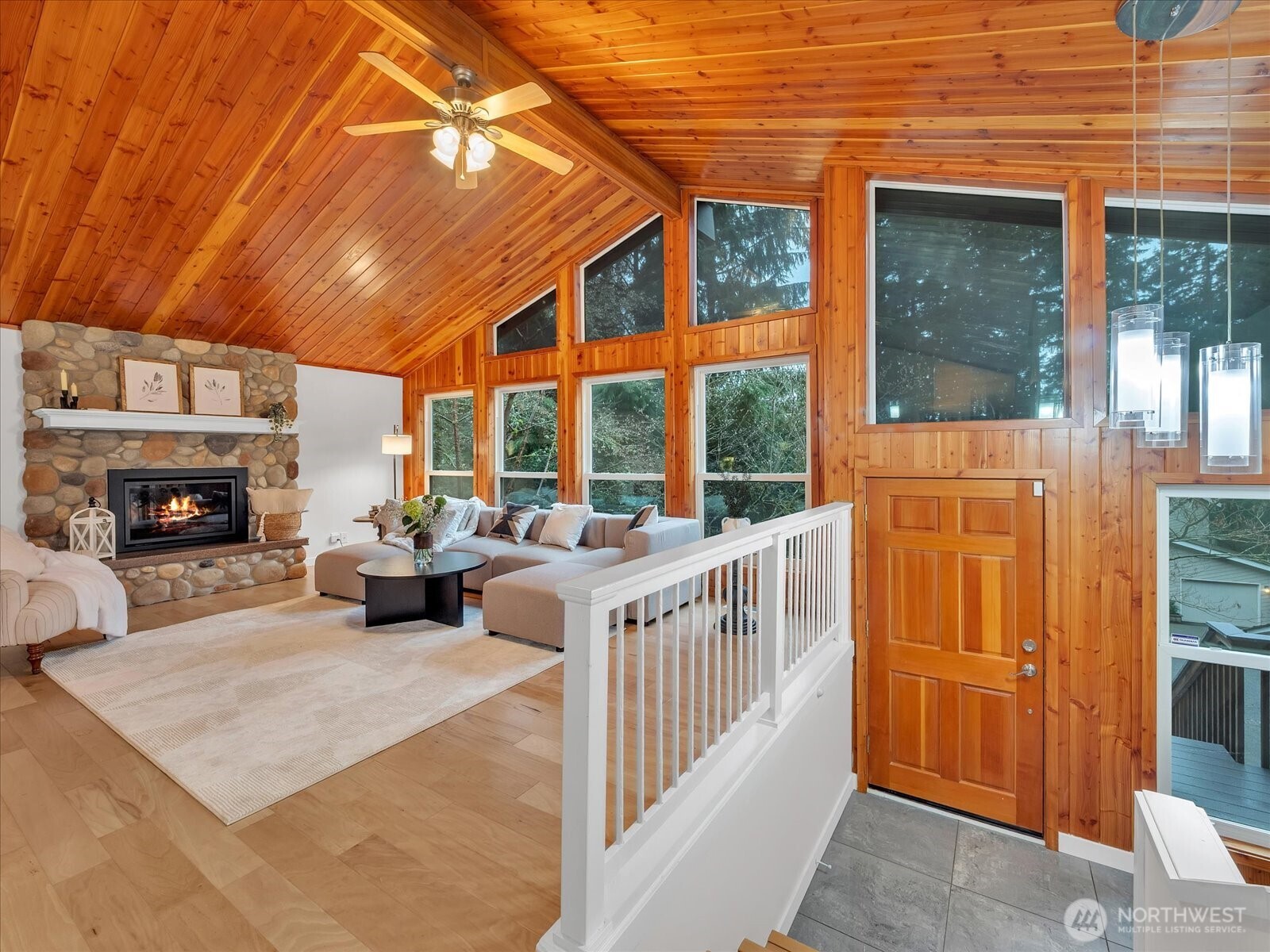 20921 28th Avenue Southeast Bothell, WA 98021 - Photo 10 of 37 a view of a patio with a table and chairs