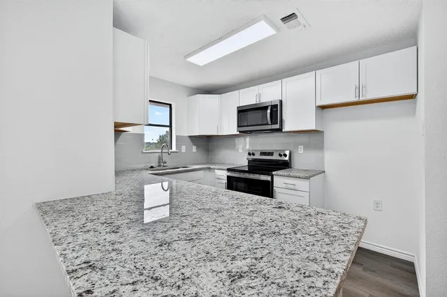 $1,349 | 701 East Morton Street, Denison, TX 75021