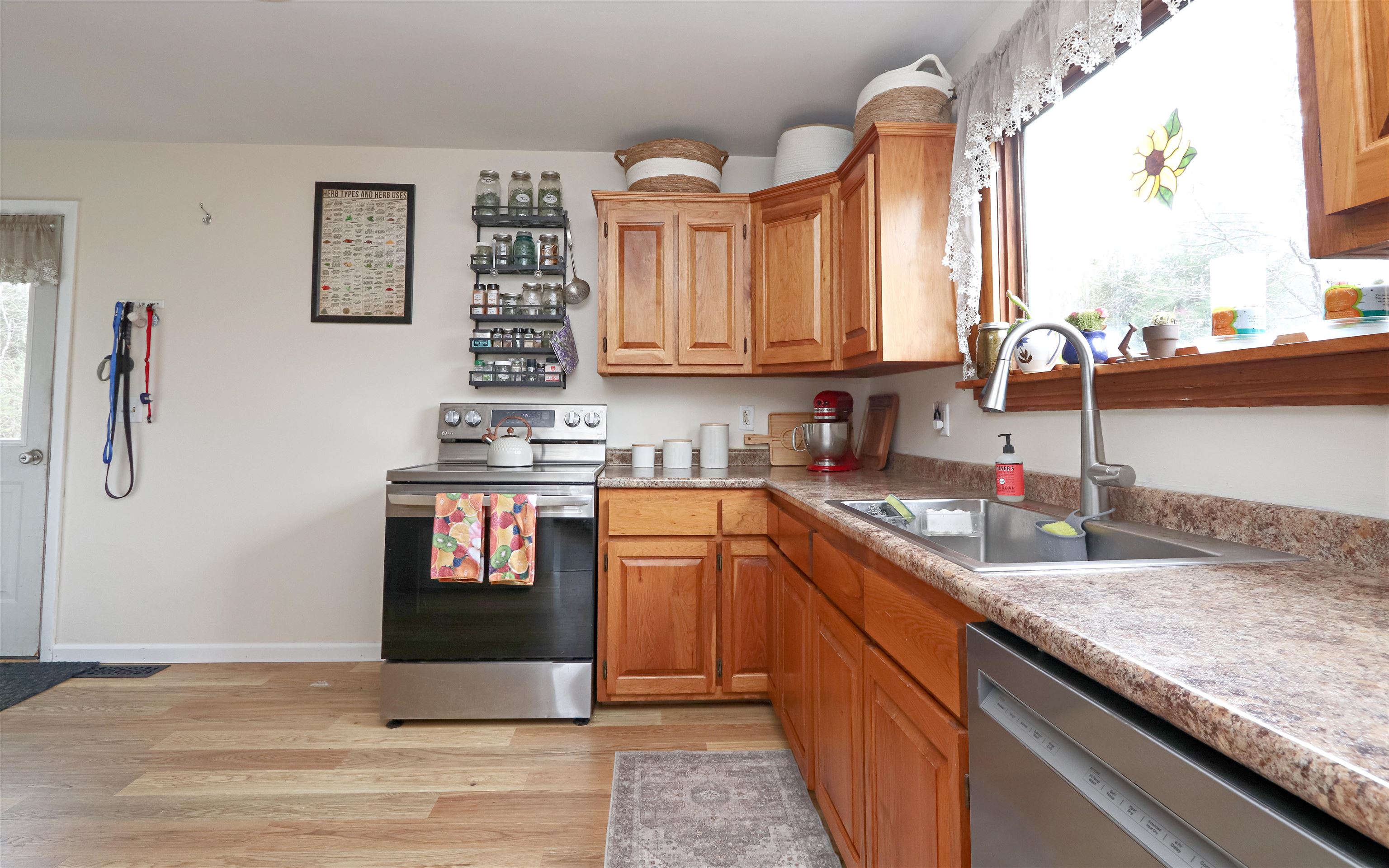 45 Farrow Farm Road Peacham, VT 05821 - Photo 4 of 40