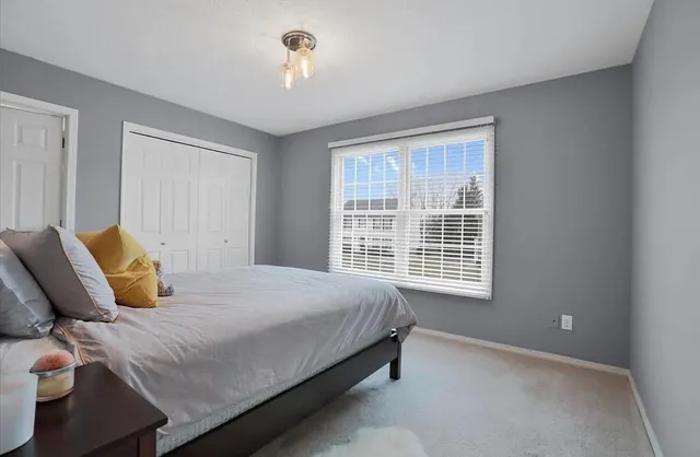 $390,000 | 1100 Sterling Glen CC Court, Normal, IL 61761