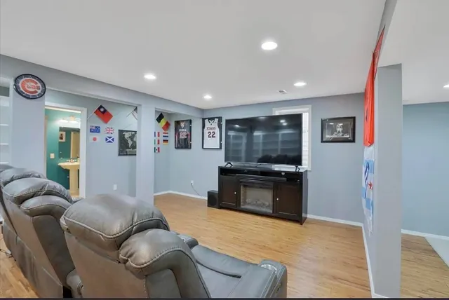 $390,000 | 1100 Sterling Glen CC Court, Normal, IL 61761