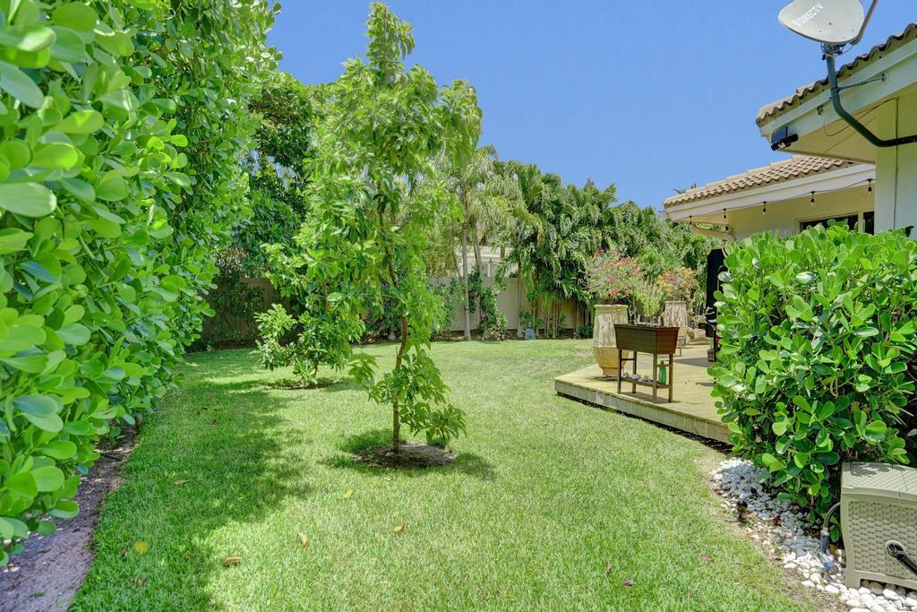 5 Gatehouse Road Sea Ranch Lakes, FL 33308 - Photo 61 of 82 DSC00868