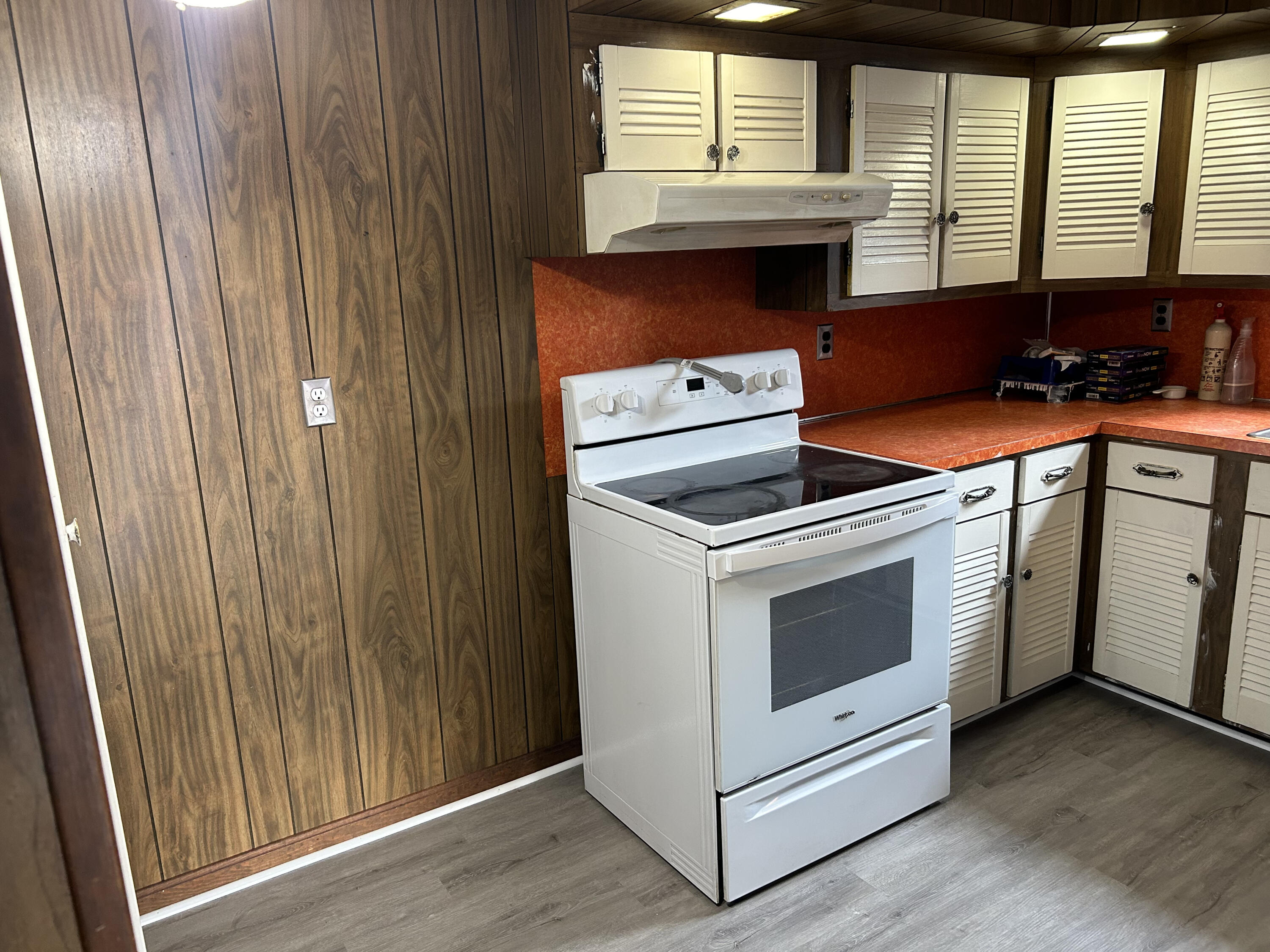 35-35.5 Bath Road Brunswick, ME 04011 - Photo 6 of 28 IMG_3915