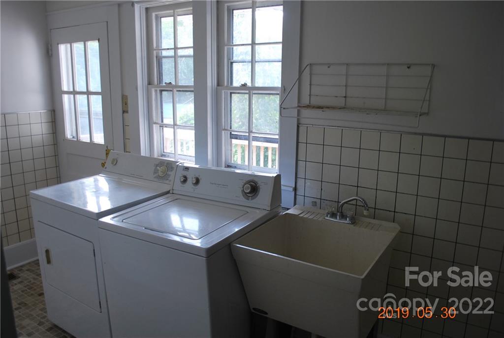 449 Valley Road Marion, NC 28752 - Photo 20 of 48 Gallery Image 20