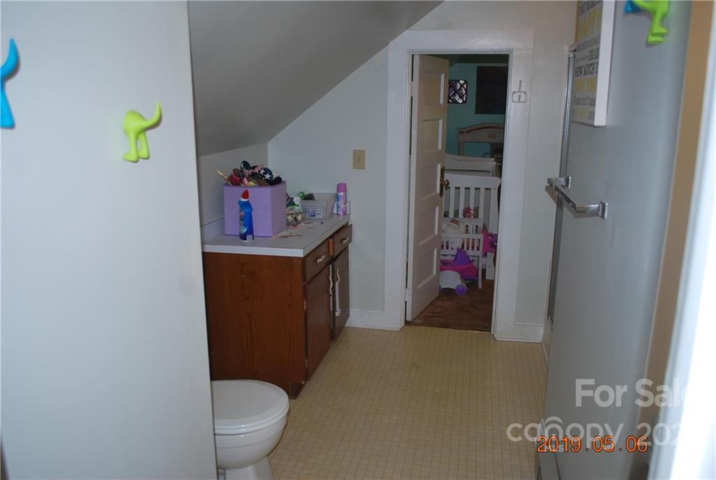 449 Valley Road Marion, NC 28752 - Photo 40 of 48 Gallery Image 40