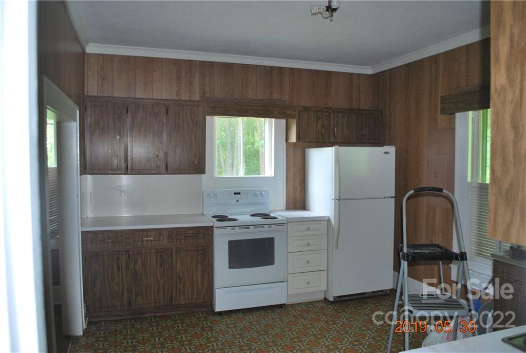 449 Valley Road Marion, NC 28752 - Photo 9 of 48 Gallery Image 9