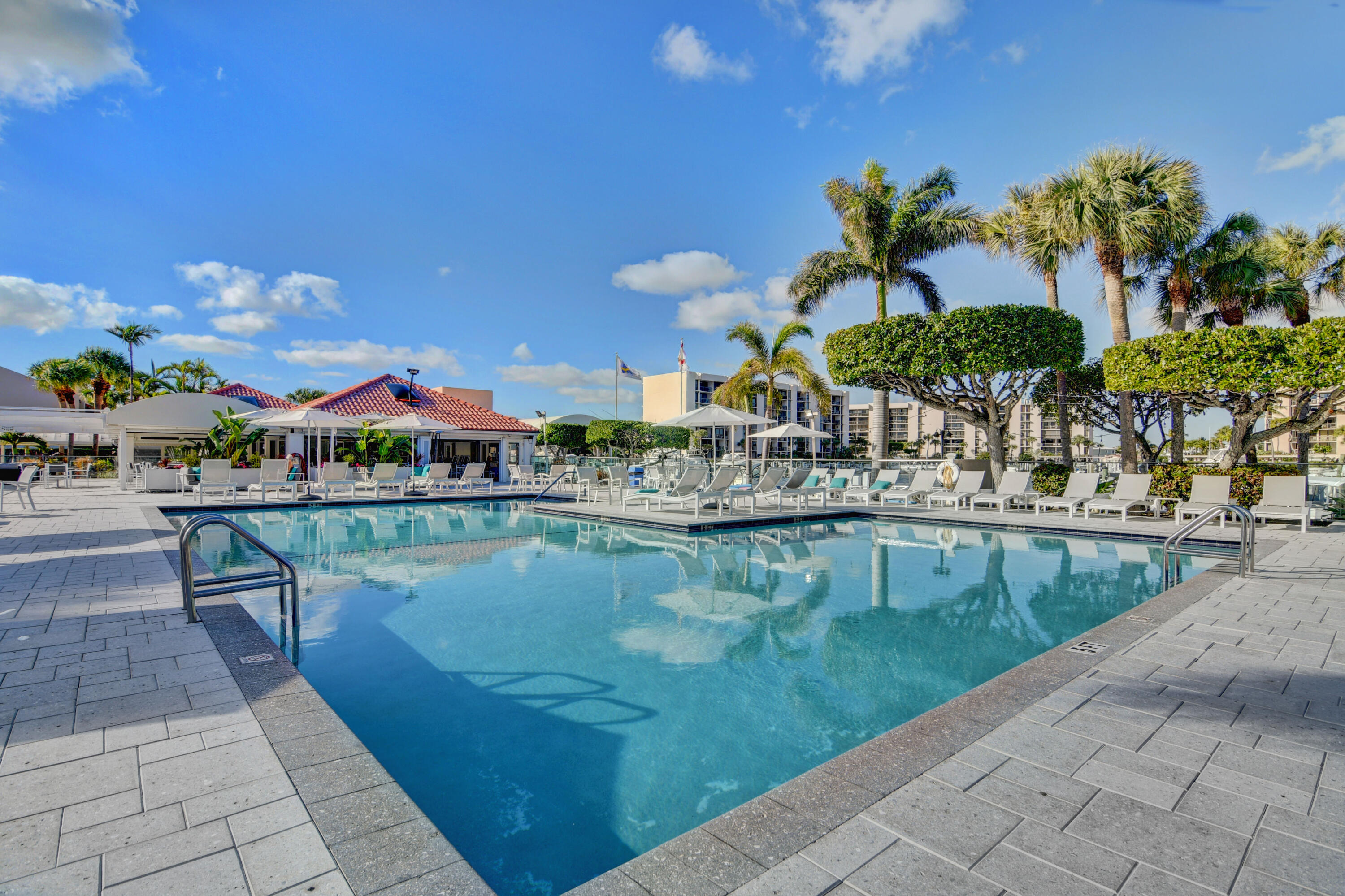 2717 North Ocean Boulevard, Unit TH5 Boca Raton, FL 33431 - Photo 52 of 96 Yacht & Raquet Club of Boca Raton (13)